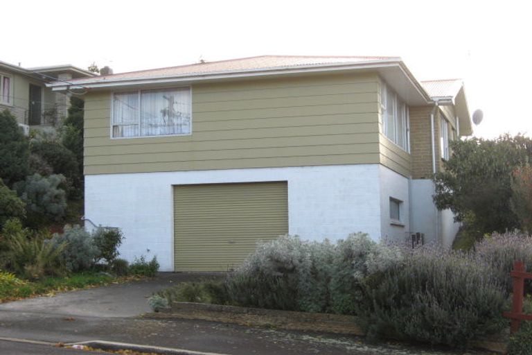 Photo of property in 32 Kinsman Street, Kaikorai, Dunedin, 9010