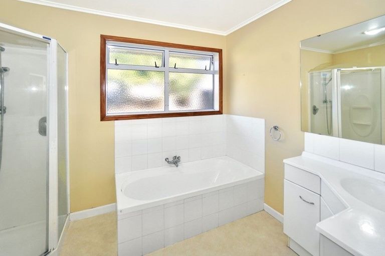Photo of property in 8 Gilmore Street, Te Puke, 3119