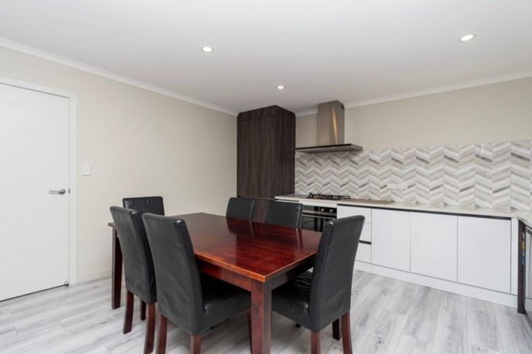 Photo of property in 3/11 Gazeley Avenue, Silverdale, Hamilton, 3216