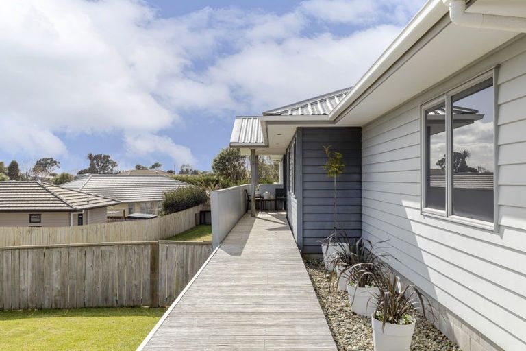 Photo of property in 6 Coby Sydney Drive, Bell Block, New Plymouth, 4312