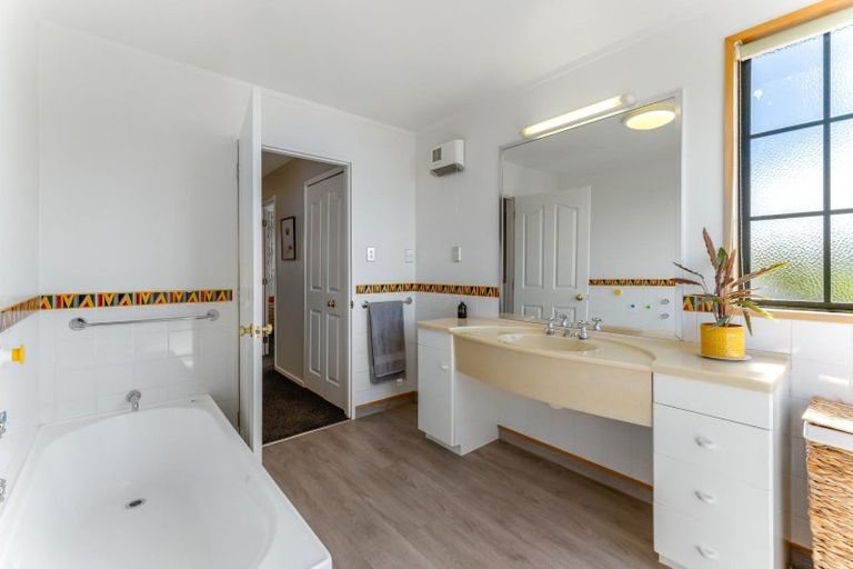 Photo of property in 10 Titri Place, Mosgiel, 9024