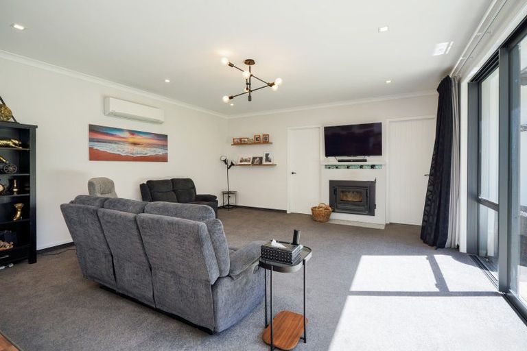 Photo of property in 54 Ariki Avenue, Otatara, Invercargill, 9879