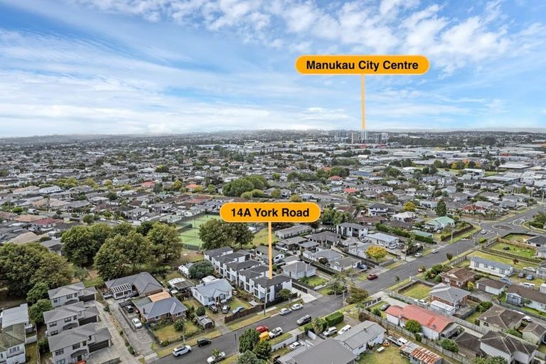 Photo of property in 14a York Road, Papatoetoe, Auckland, 2104