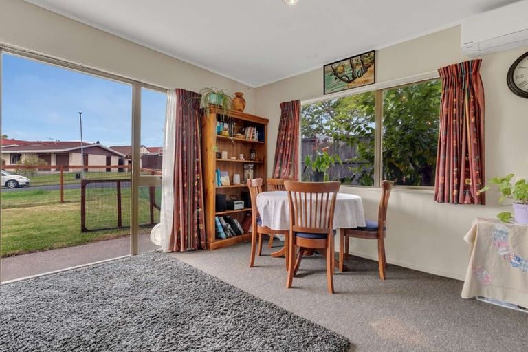 Photo of property in 17a Edgehill Place, Te Puke, 3119