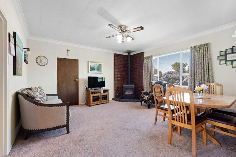 Photo of property in 146 Seaward Road, Edendale, 9825