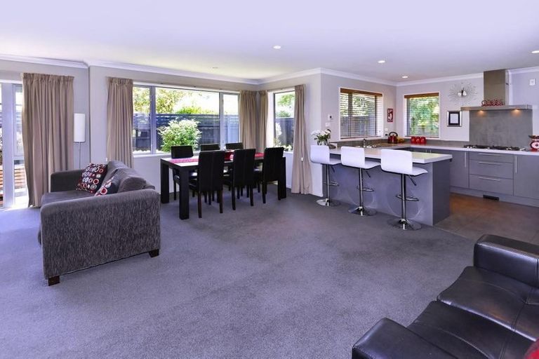 Photo of property in 10h Sefton Street, Belfast, Christchurch, 8051