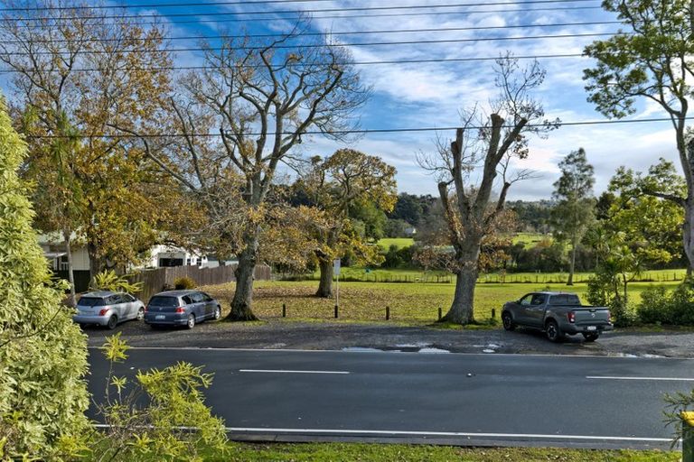 Photo of property in 182 Henderson Valley Road, Henderson, Auckland, 0612