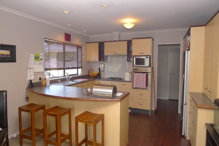 Photo of property in 130 Weggery Drive, Waikanae Beach, Waikanae, 5036