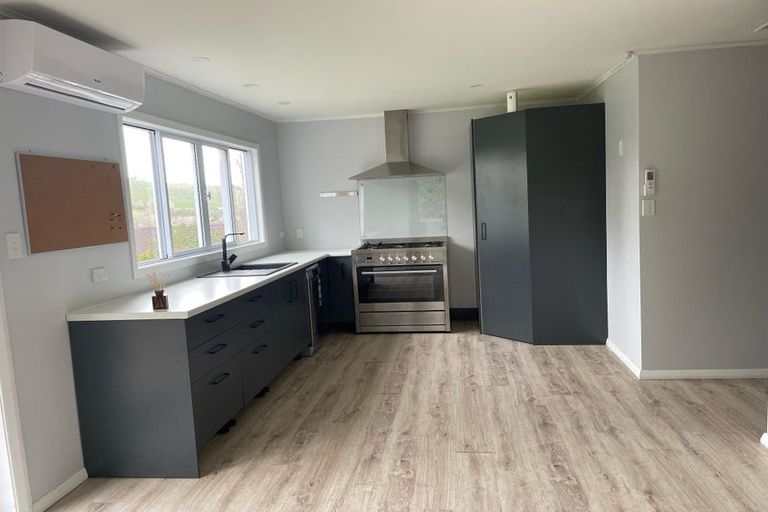 Photo of property in 15a View Street, Maungaturoto, 0520