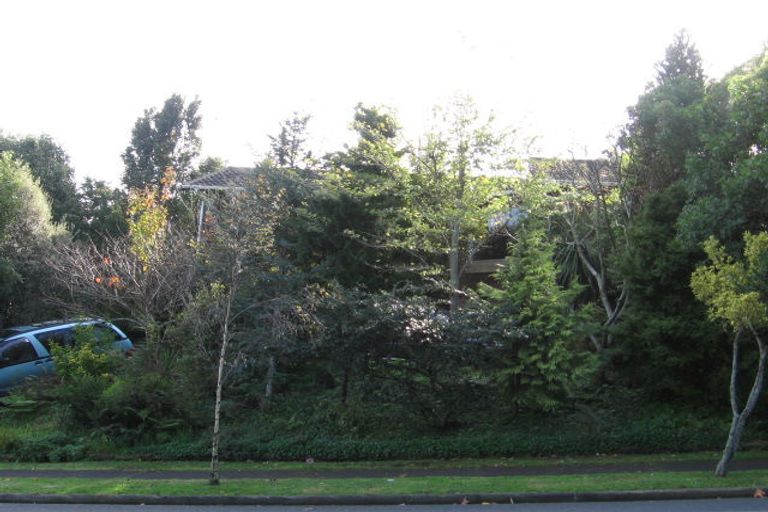 Photo of property in 22 Eugenia Rise, Totara Heights, Auckland, 2105