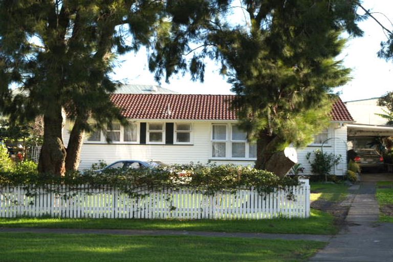 Photo of property in 38 Chalfont Street, Mangere East, Auckland, 2024