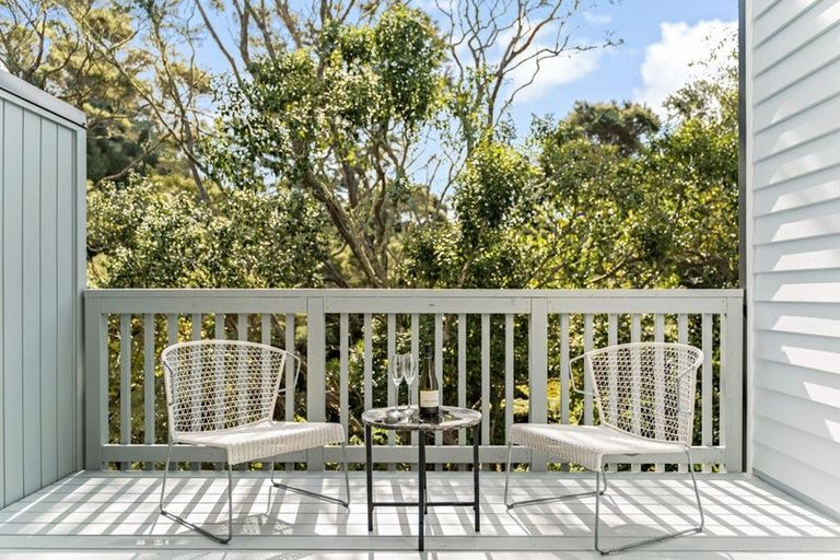 Photo of property in 15c Tabitha Crescent, Henderson, Auckland, 0612