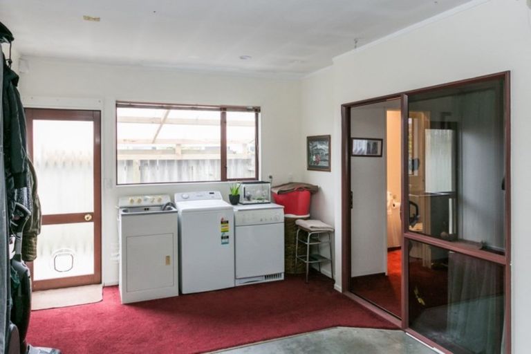 Photo of property in 19 Bucksburn Place, Greenmeadows, Napier, 4112