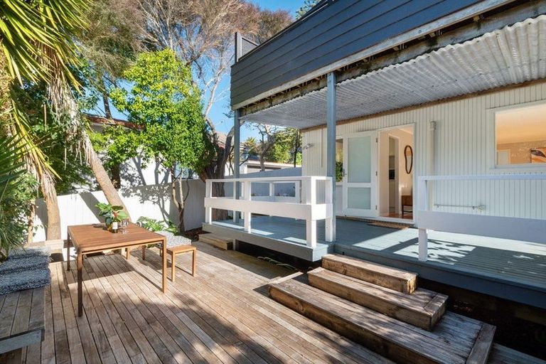 Photo of property in 19 Aberdeen Road, Castor Bay, Auckland, 0620