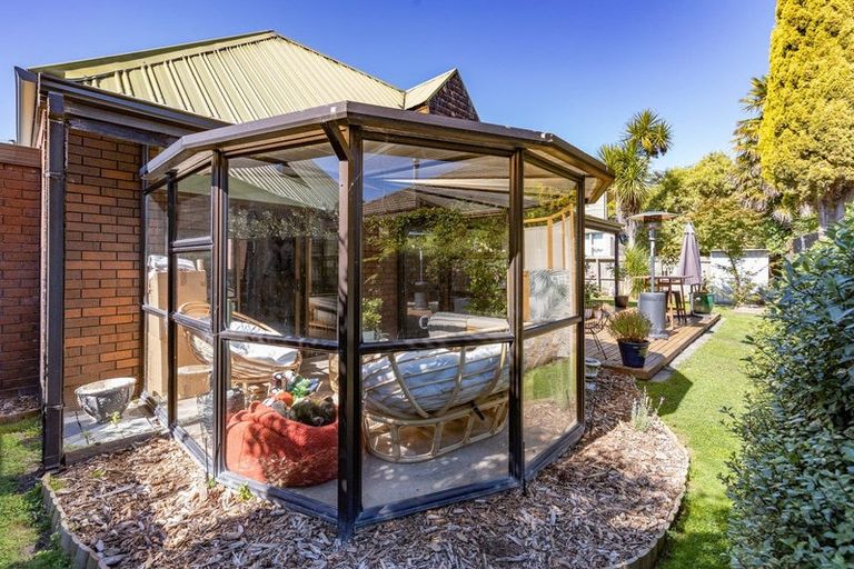 Photo of property in 31b Larch Place, Casebrook, Christchurch, 8051