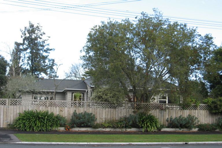 Photo of property in 6 East Street, Claudelands, Hamilton, 3214