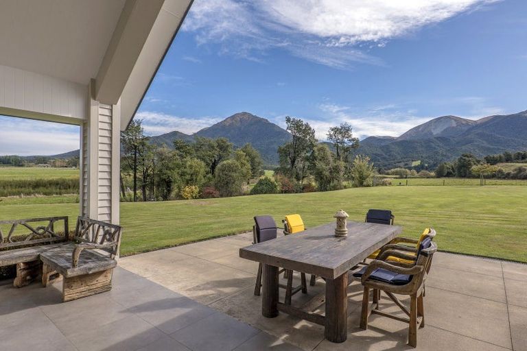 Photo of property in 137 Sawmill Road, Staveley, Ashburton, 7771