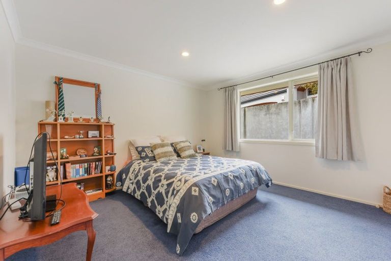 Photo of property in 12 Glentui Place, Waikawa, Picton, 7220