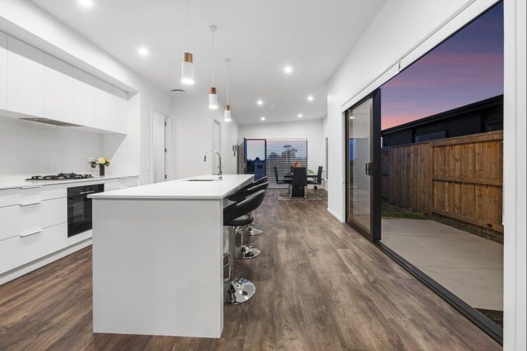 Photo of property in 267 Te Okuroa Drive, Papamoa, 3118