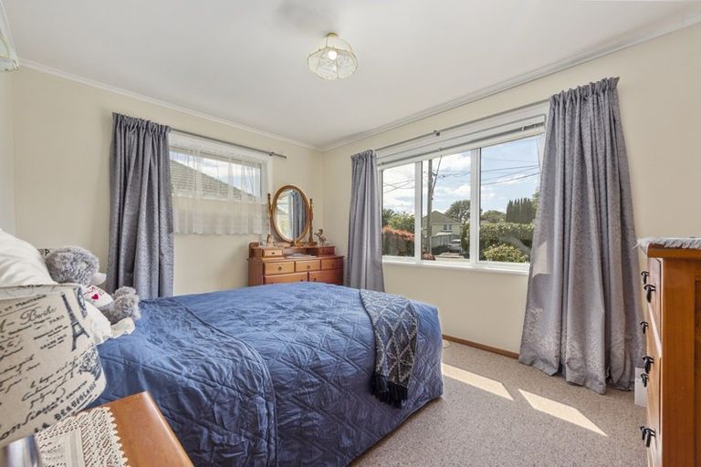 Photo of property in 51 Totara Park Road, Clouston Park, Upper Hutt, 5018