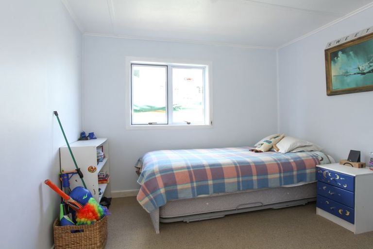 Photo of property in 36 Taipari Avenue, Raglan, 3225