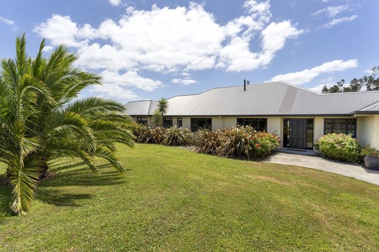 Photo of property in 45f Briarwood Road, Kelvin Grove, Palmerston North, 4470