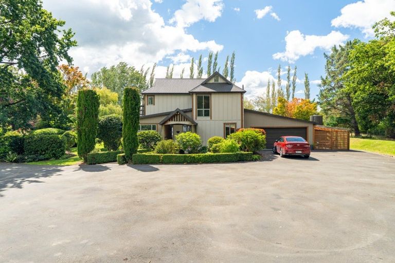 Photo of property in 320 Gladstone Road South, East Taieri, Mosgiel, 9092