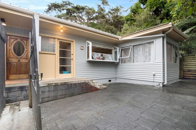 Photo of property in 12 Karapiti Place, Glen Eden, Auckland, 0602