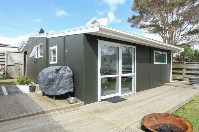 Photo of property in 36 Taipari Avenue, Raglan, 3225