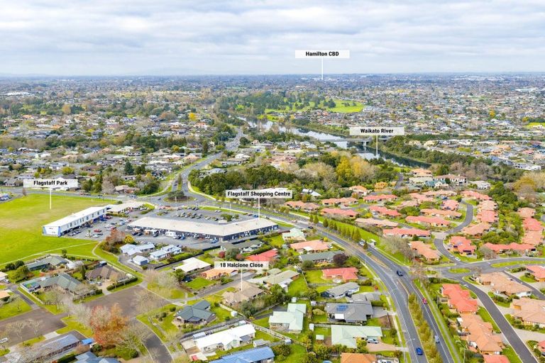 Photo of property in 18 Halcione Close, Flagstaff, Hamilton, 3210