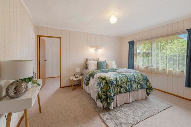 Photo of property in 25a Oriwa Street, Waikanae, 5036