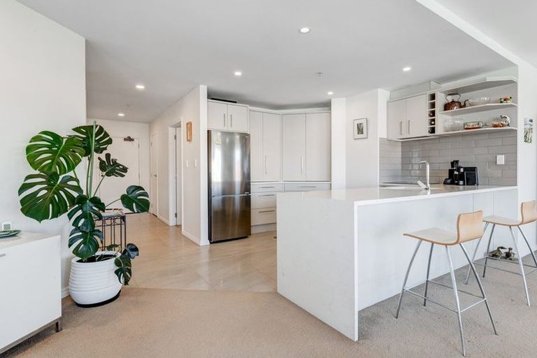 Photo of property in 15 Waterside Crescent, Gulf Harbour, Whangaparaoa, 0930