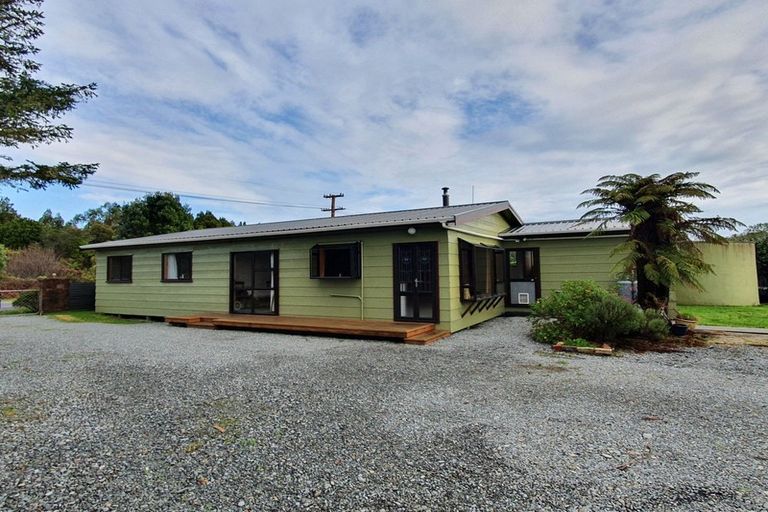 Photo of property in 21 Camerons Road, Camerons, Greymouth, 7805