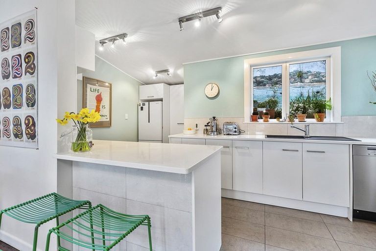 Photo of property in 15 Priscilla Crescent, Mornington, Wellington, 6021