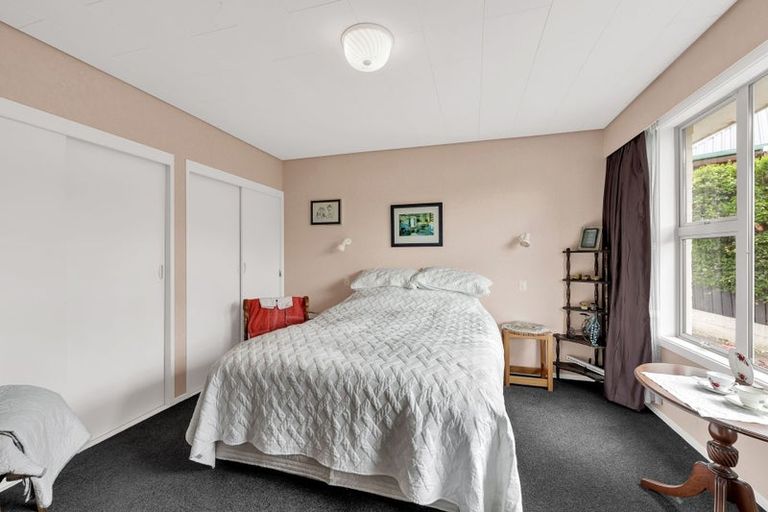 Photo of property in 12 Lewis Street, Gore, 9710