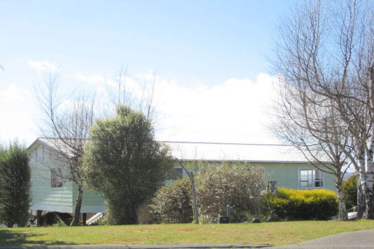 Photo of property in 13 Asher Avenue, Motuoapa, 3382