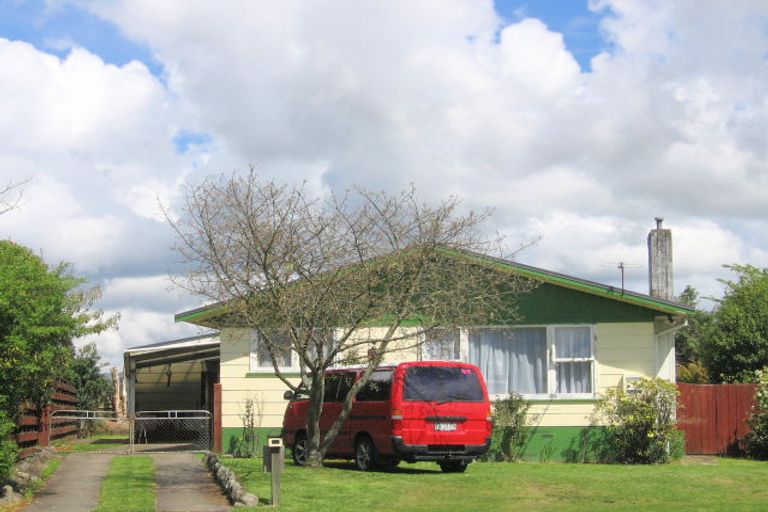 Photo of property in 26 Browning Crescent, Owhata, Rotorua, 3010