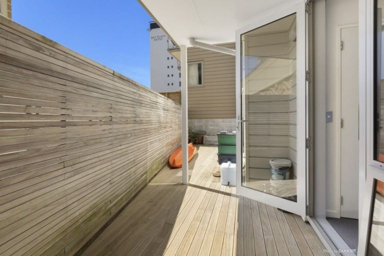 Photo of property in 16/15 Roxburgh Street, Mount Victoria, Wellington, 6011