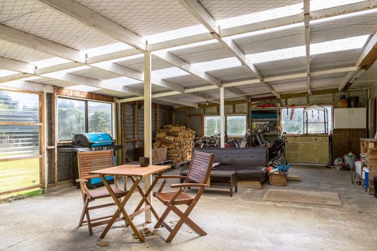 Photo of property in 36 Woodward Street East, Featherston, 5710