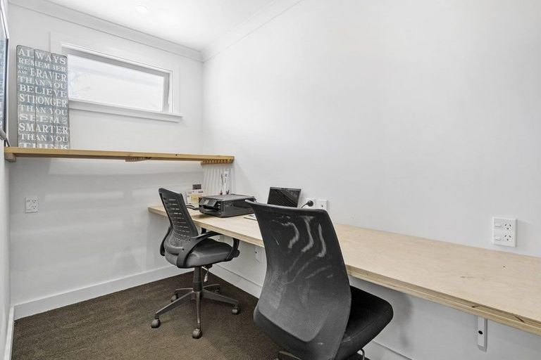 Photo of property in 59 Graham Avenue, Te Atatu Peninsula, Auckland, 0610