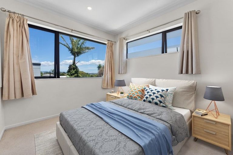 Photo of property in 5/36 Kaipatiki Road, Glenfield, Auckland, 0629