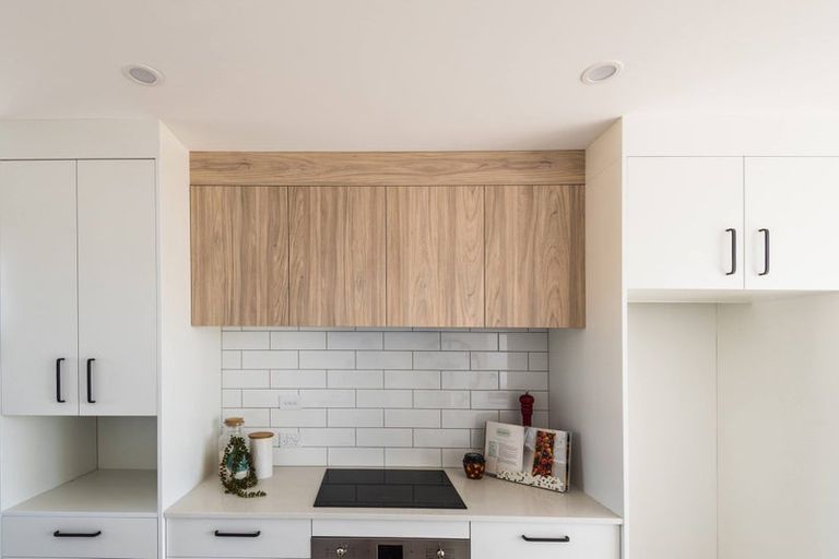 Photo of property in 19f Bradbury Road, Botany Downs, Auckland, 2010