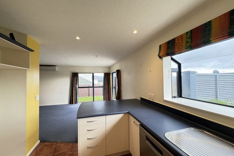 Photo of property in 5 Pigeonwood Lane, Woodridge, Wellington, 6037