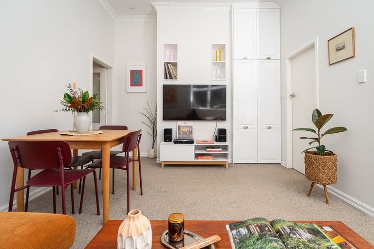 Photo of property in 15 Duppa Street, Berhampore, Wellington, 6023