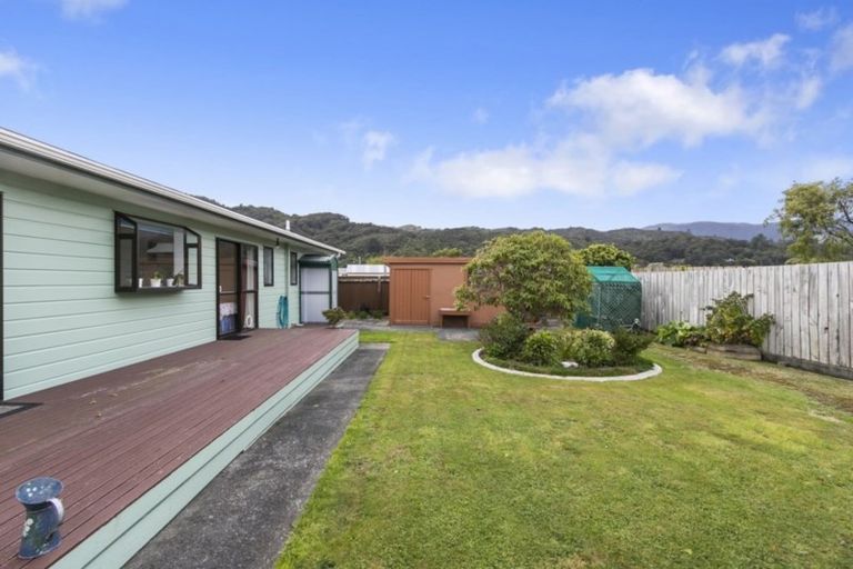 Photo of property in 16 Best Street, Wainuiomata, Lower Hutt, 5014