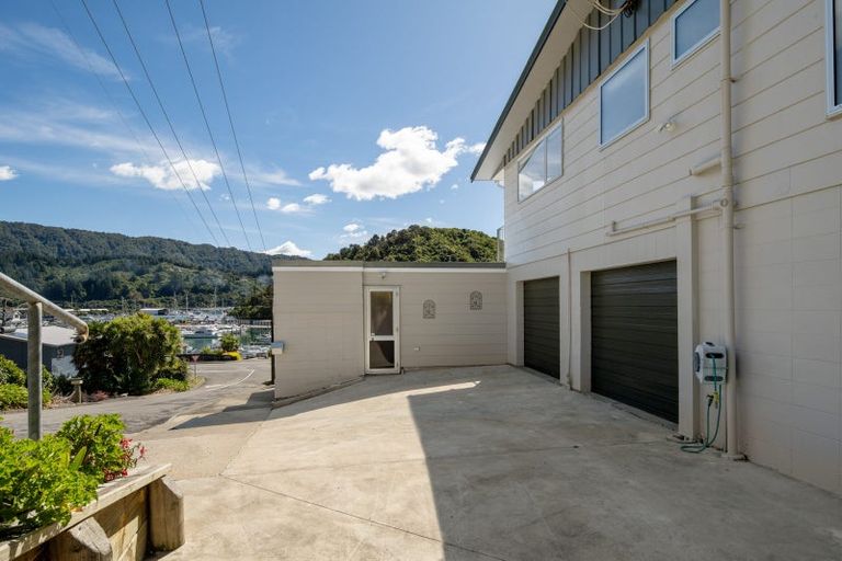 Photo of property in 4a Rutland Street, Picton, 7220
