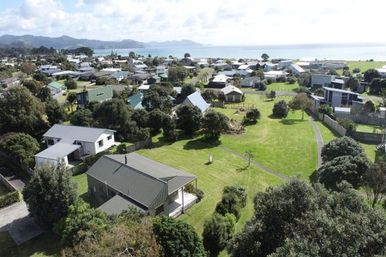 Photo of property in 109 Titoki Place, Matarangi, Whitianga, 3592