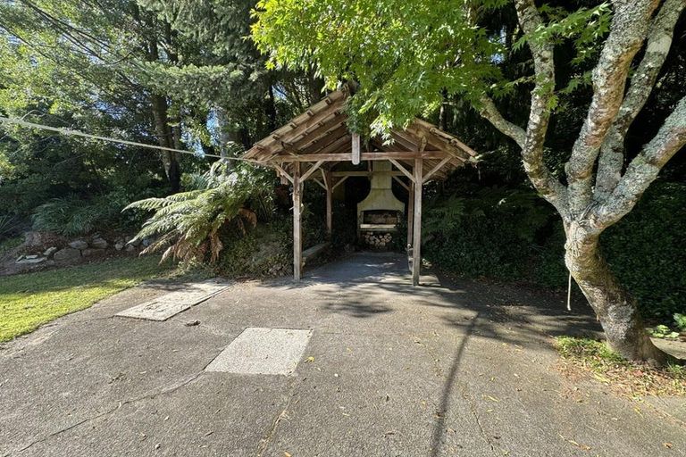 Photo of property in 1 Okareka Loop Road, Lake Okareka, Rotorua, 3076