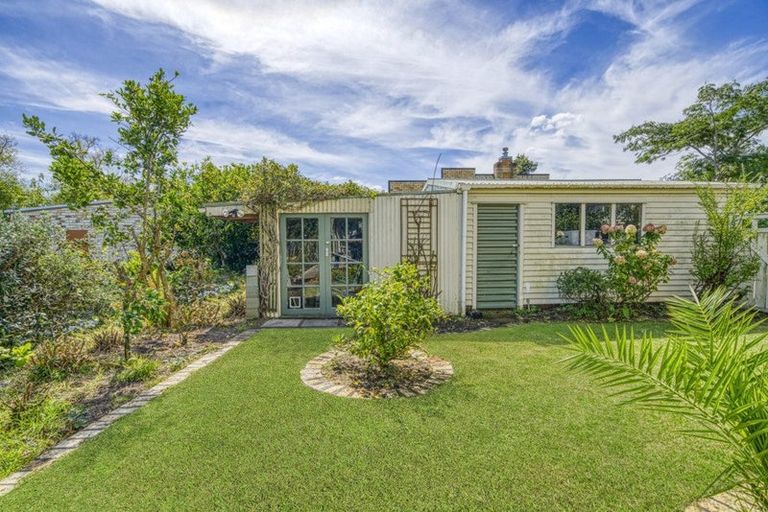 Photo of property in 190 Great South Road, Huntly, 3700