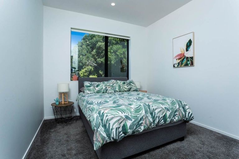 Photo of property in 10 Awaiti Way, Orewa, 0931